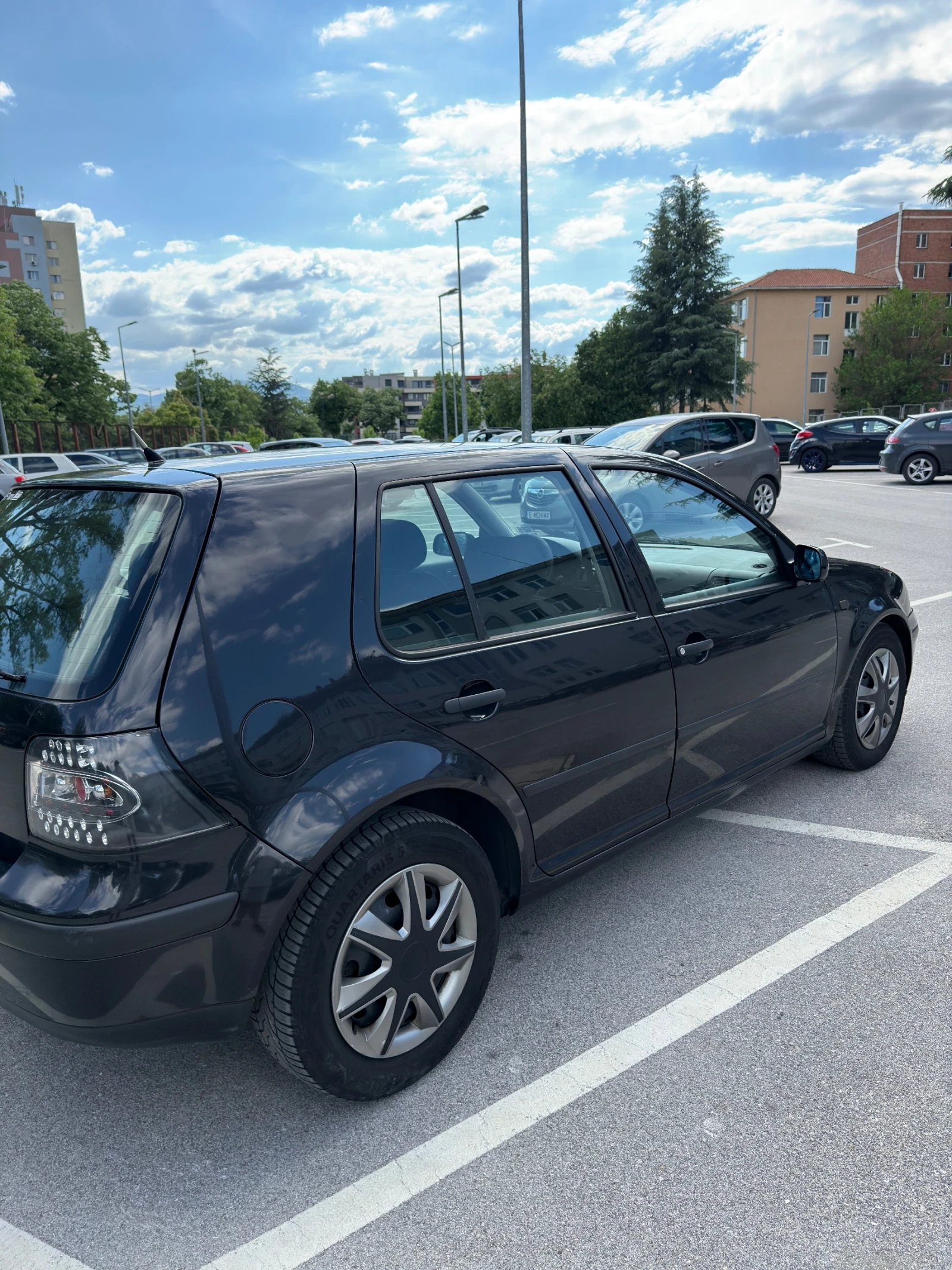 VW Golf GOLF 4 1.4 Бензин , снимка 9 - Автомобили и джипове - 56359107