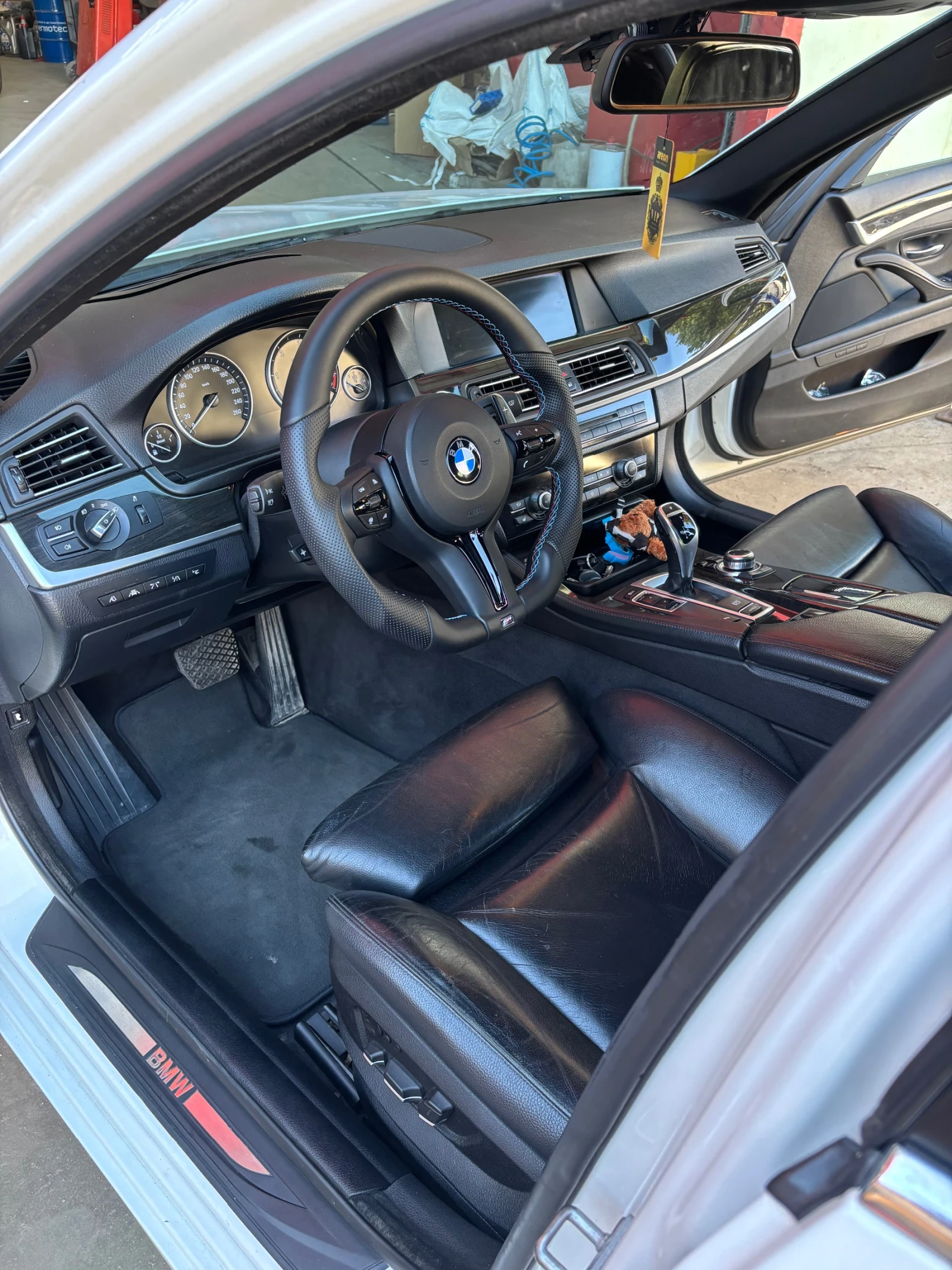BMW 530, снимка 13 - Автомобили и джипове - 56729857
