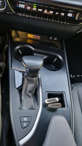 Lexus UX 250h 2.0 Hybrid, Face Lift, Гаранция - 20900 € / 40876.85 лв. - 81404946 14