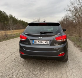 Hyundai IX35 - 8800 € / 17211.30 лв. - 31242792 2