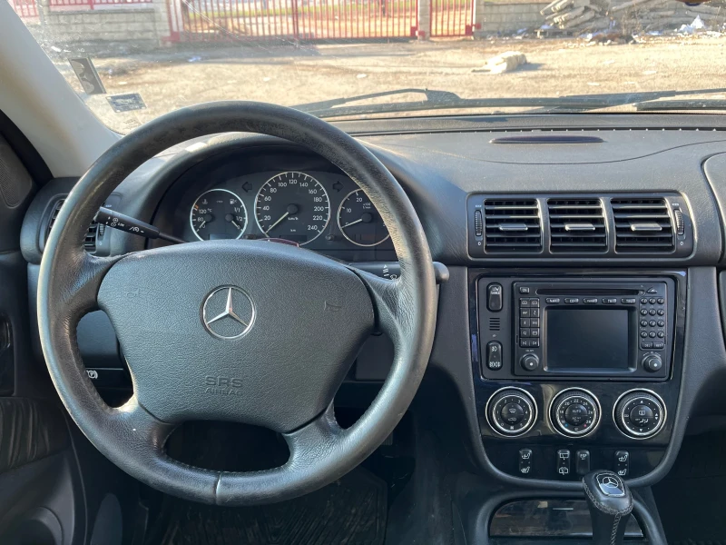 Mercedes-Benz ML 270, снимка 10 - Автомобили и джипове - 48912876