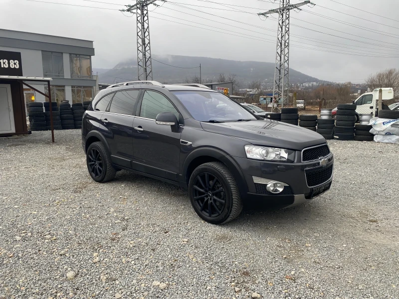 Chevrolet Captiva 2.2D Автоматик 7-местен, снимка 2 - Автомобили и джипове - 48953506