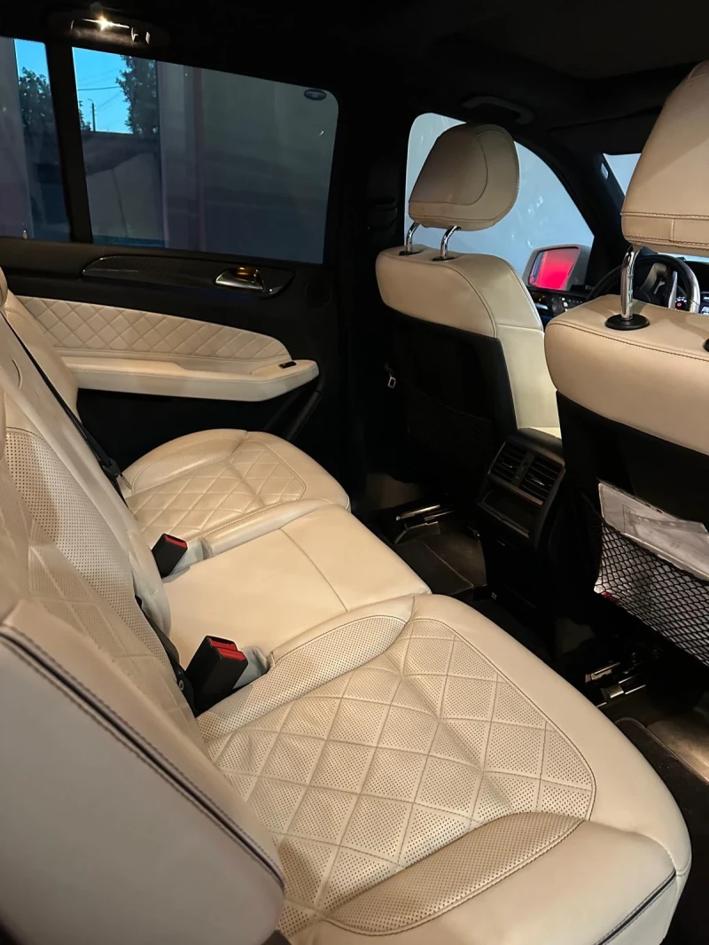 Mercedes-Benz GLS 350 DESIGNO, снимка 7 - Автомобили и джипове - 51515690