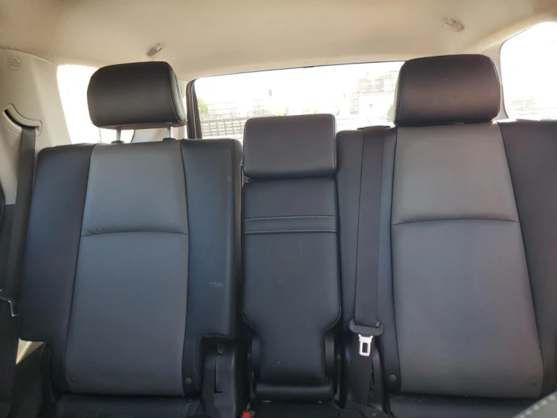 Toyota 4runner * SR5/SR5 PREMIUM* БЕЗ УДАР* , снимка 10 - Автомобили и джипове - 52522486