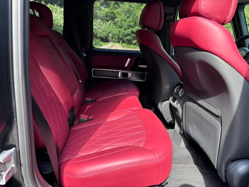 Mercedes-Benz G 450 d/AMG/FACELIFT/MAGNO/SUPERIOR/MANUFAKTUR/BURM/360/, снимка 15 - Автомобили и джипове - 52551624