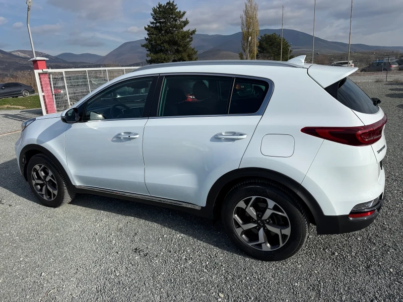 Kia Sportage (KATO НОВА), снимка 9 - Автомобили и джипове - 52802865