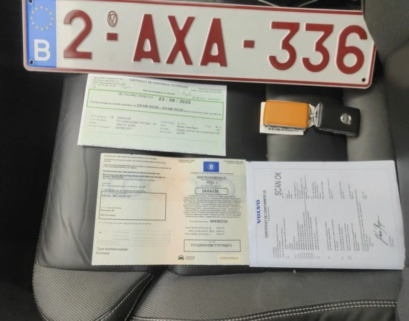 Volvo XC60 B4D  R- DESIGN.360 KAMERA.PANO.Mild Hybrid, снимка 6 - Автомобили и джипове - 52889860