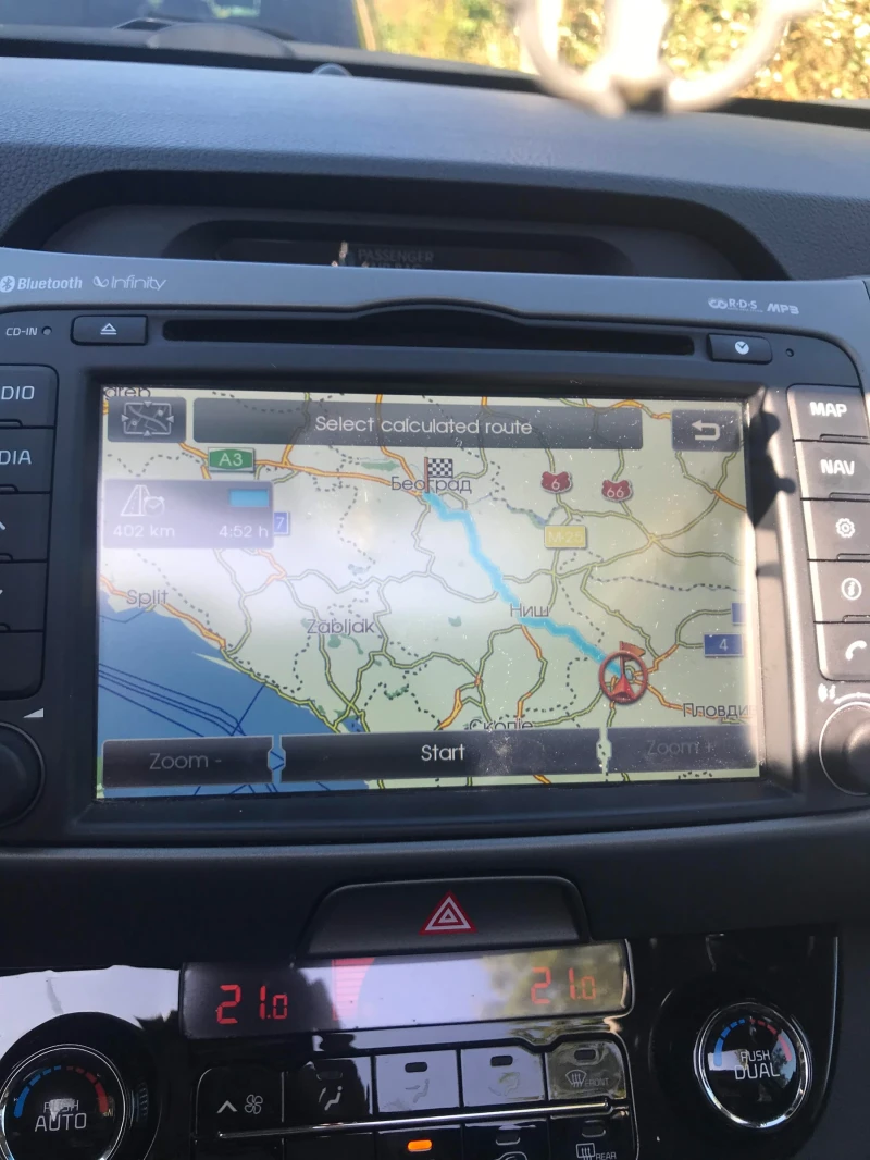 Kia Sportage Facelift 3gen Full optional, снимка 7 - Автомобили и джипове - 53115658