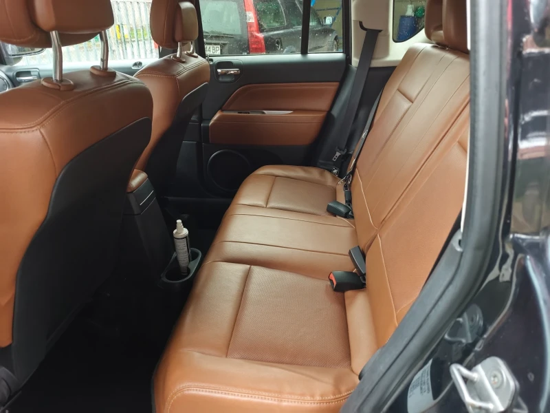 Jeep Compass 2.4 Бензин Швейцария , снимка 8 - Автомобили и джипове - 53208832