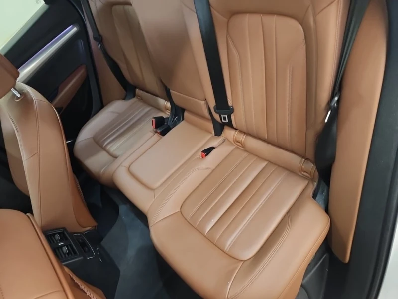 Audi Q5 PROGRESSIV  CARFAX, снимка 12 - Автомобили и джипове - 53469291