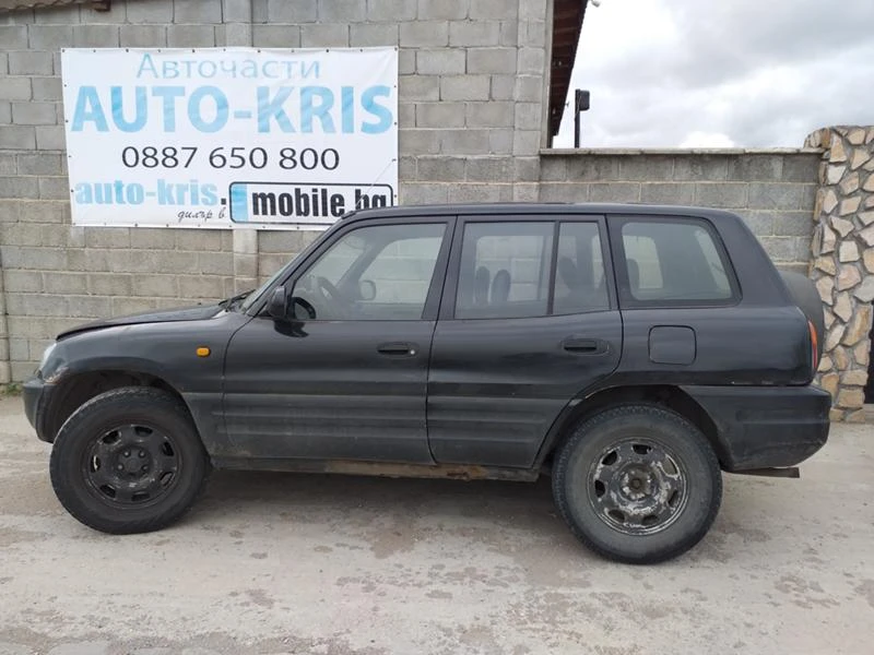 Toyota Rav4 2.0 128 к.с. с пет врати, снимка 3 - Автомобили и джипове - 46531744