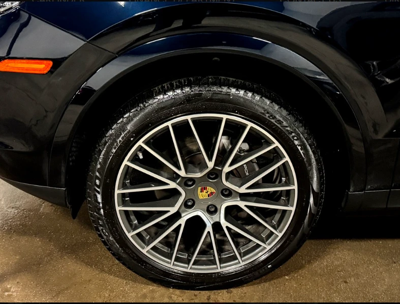 Porsche Cayenne PREMIUM PLUS* 21INCH RS WHEELS* LED MATRIX* BOSE, снимка 17 - Автомобили и джипове - 53514647