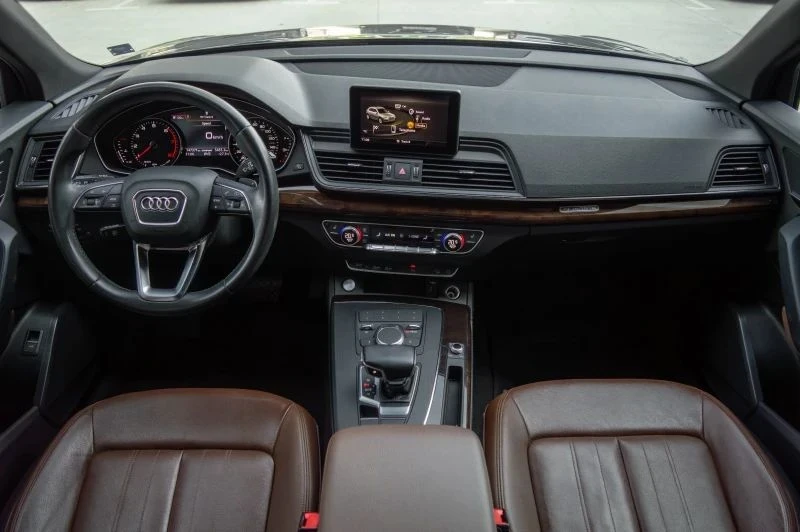 Audi Q5 2.0 TFSI Quattro, снимка 13 - Автомобили и джипове - 56474584