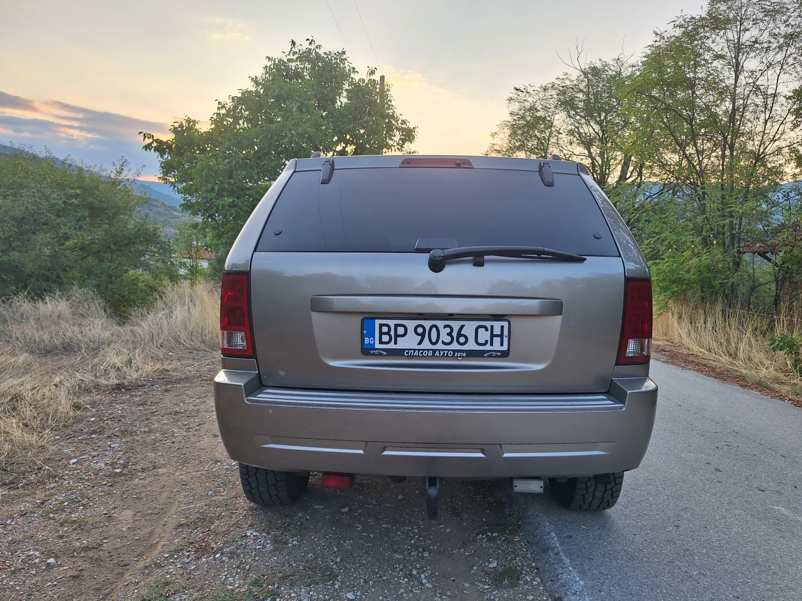 Jeep Grand cherokee  - изображение 4