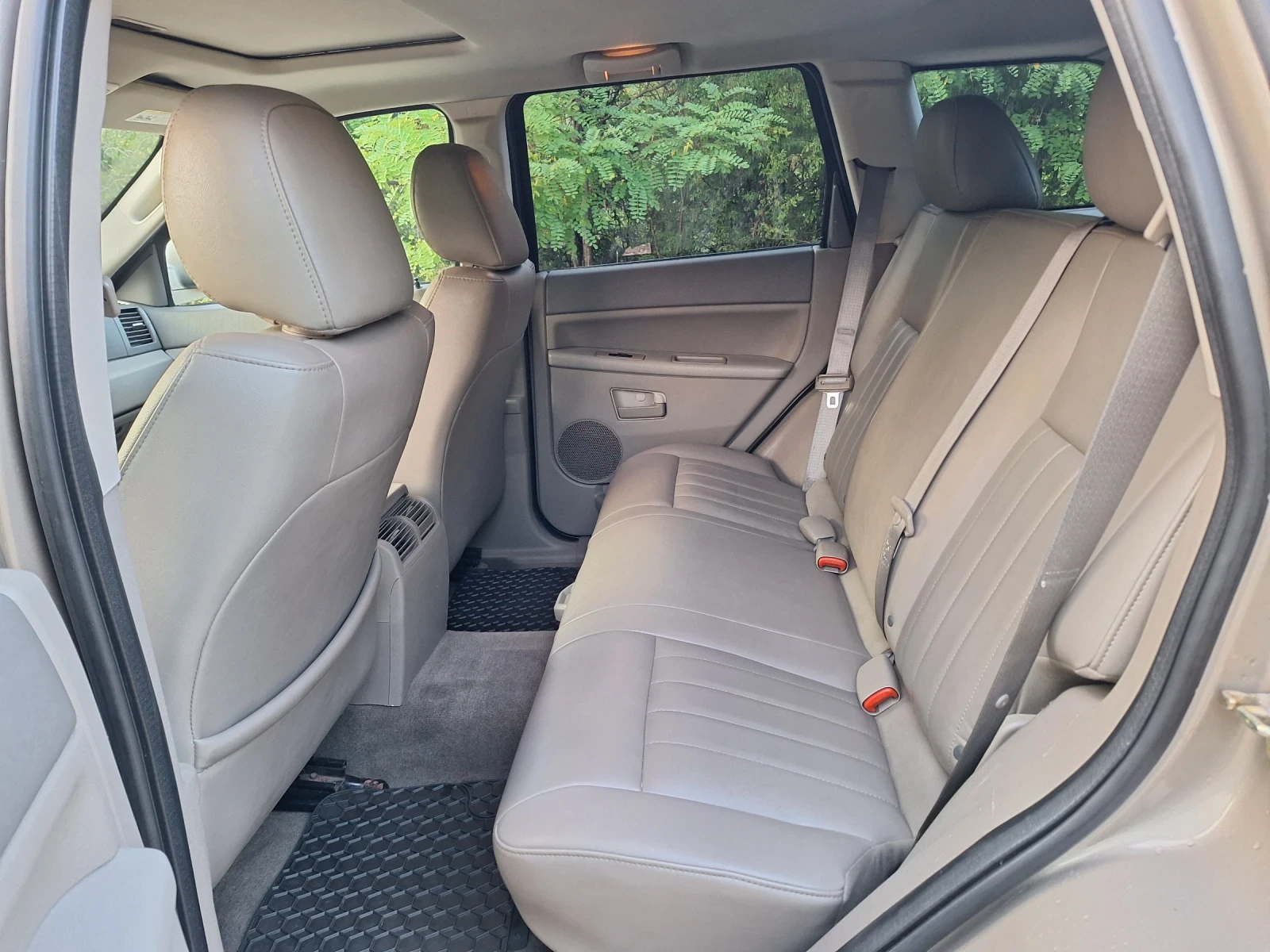 Jeep Grand cherokee  - изображение 6