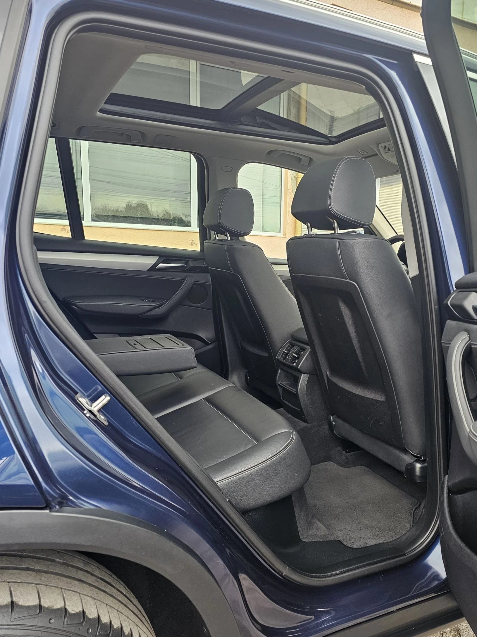 BMW X3 35d xDrive 313 к.с. Facelift Панорама - изображение 10