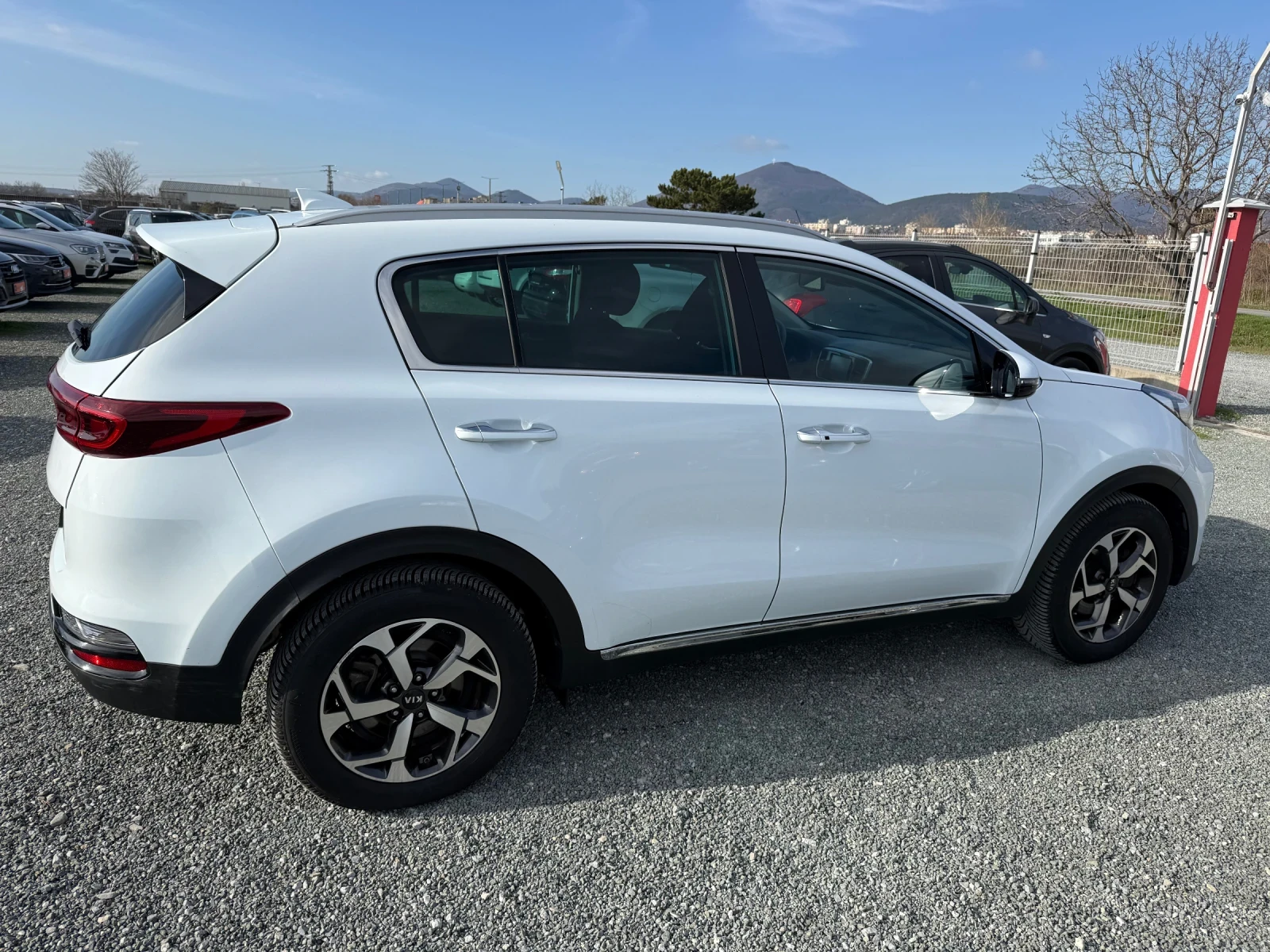 Kia Sportage (KATO НОВА) - изображение 5