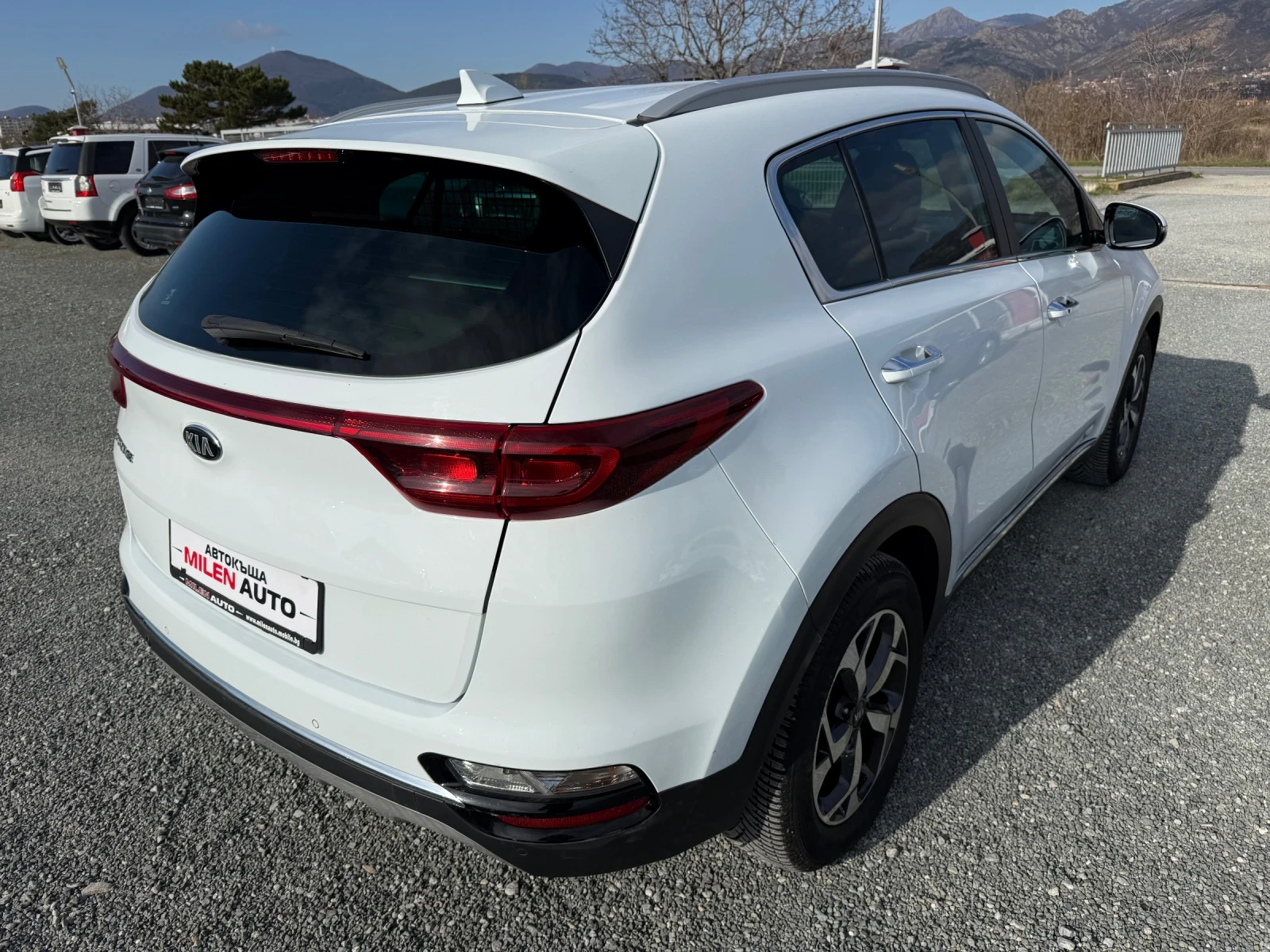 Kia Sportage (KATO НОВА) - изображение 6