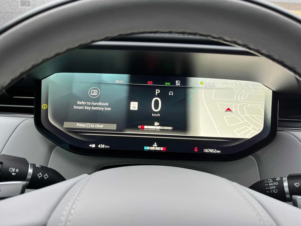 Land Rover Range Rover Sport 2023 Dynamic SE * CARFAX * БЕЗ ПЪРВОНАЧАЛНА ВНОСКА - изображение 8