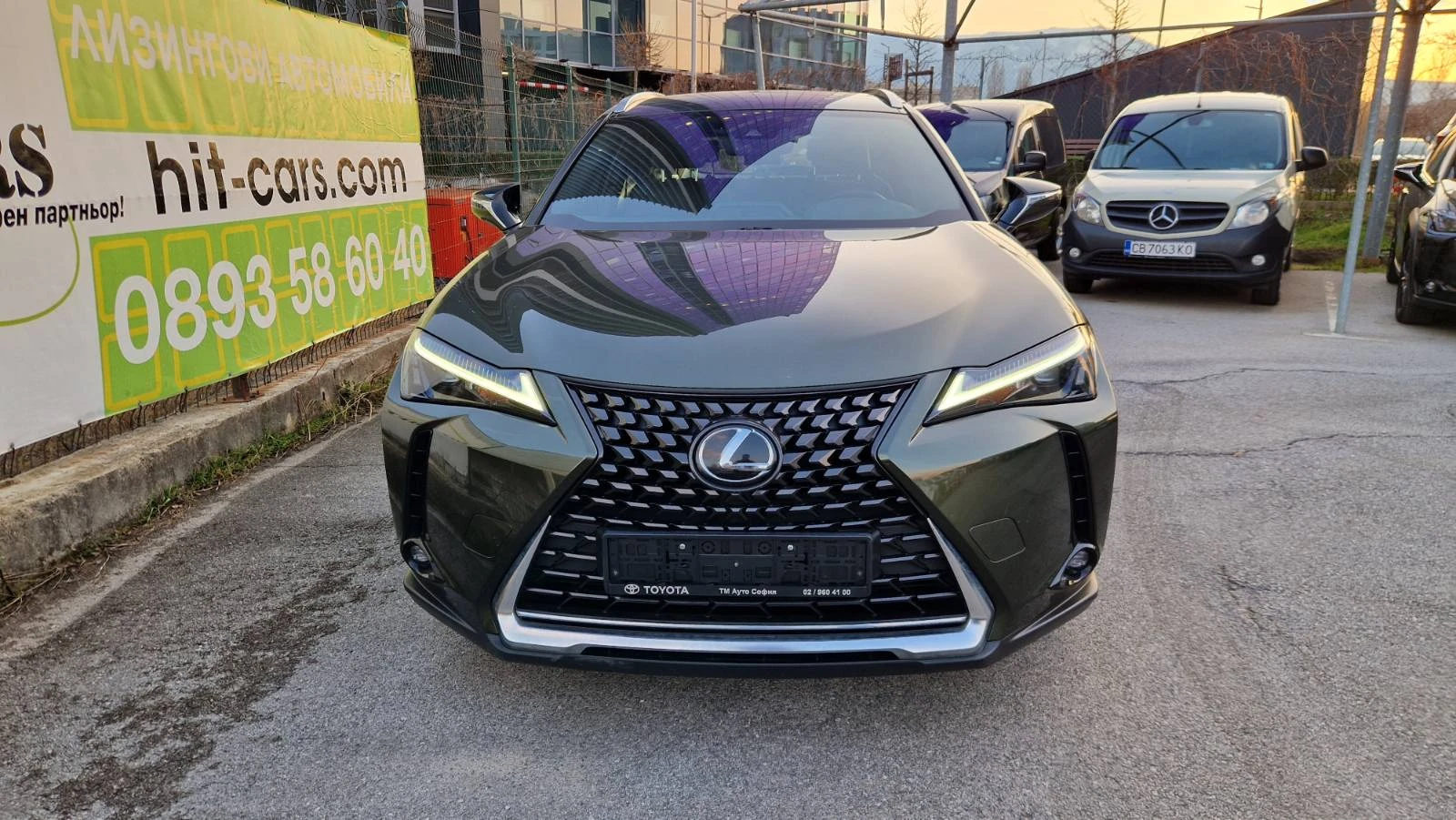 Lexus UX 250h 2.0 Hybrid, Face Lift, �������� | Mobile.bg � ����������� 3