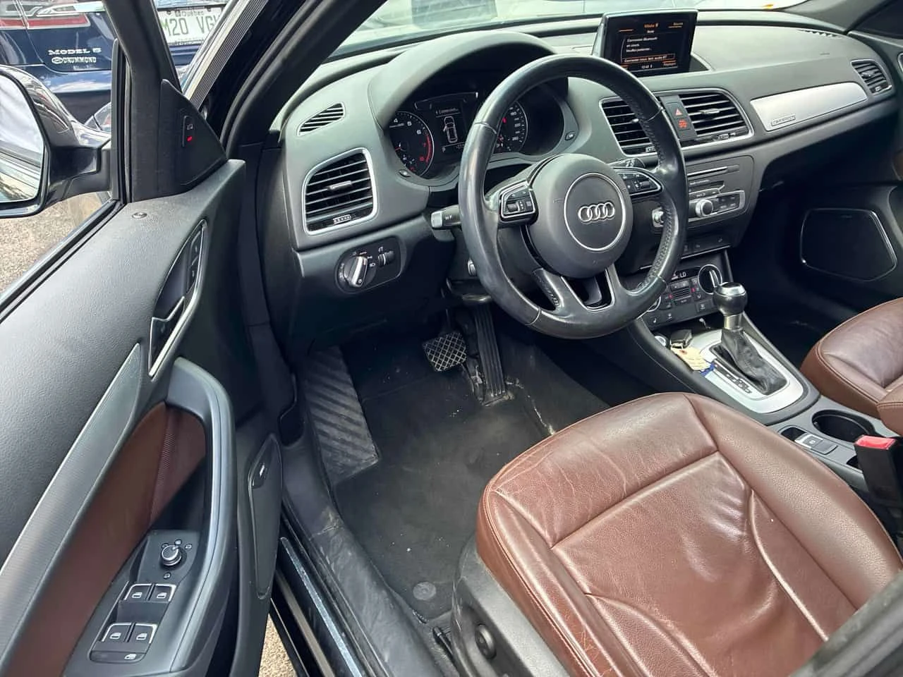 Audi Q3  Technik / LED / BOSE / ШИБИДАХ / АВТОКРЕДИТ , снимка 5 - Автомобили и джипове - 55500561