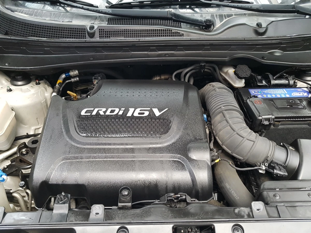 Kia Sportage R-2.0L CRDI AUTOMATIC, снимка 17 - Автомобили и джипове - 56343584