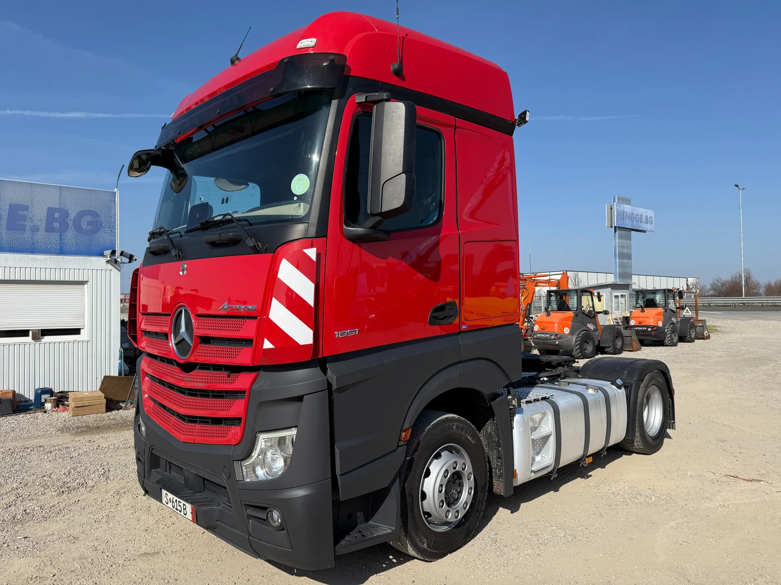 Mercedes-Benz Actros 1851