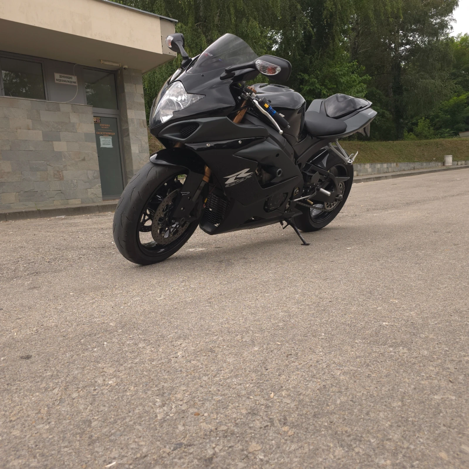 Suzuki Gsxr К5 1000 - изображение 2