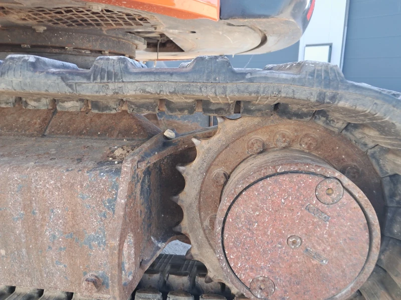 Багер Hitachi ZAXIS 26U-5A, снимка 14 - Индустриална техника - 50898765