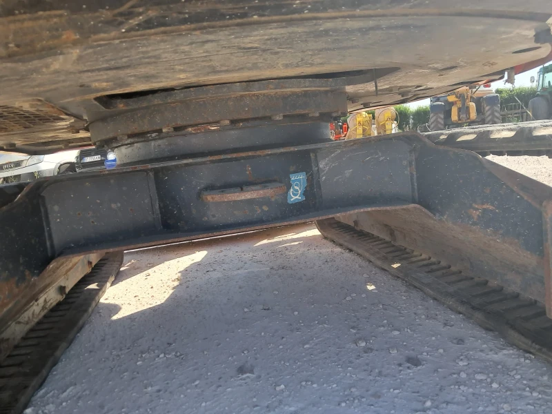 Багер Hitachi ZAXIS 26U-5A, снимка 15 - Индустриална техника - 50898765