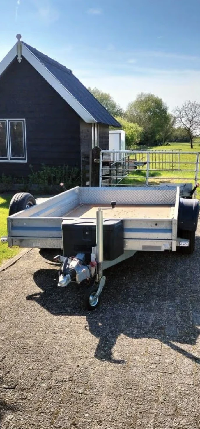 За автомобил Neptun Remorque 3