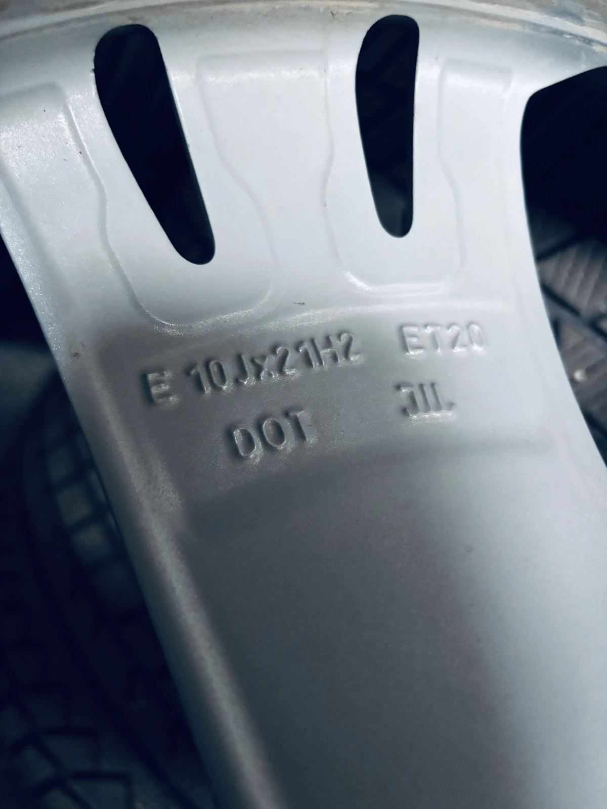 ���� � ������ 285/45R21 �� Audi | Mobile.bg � ����������� 3