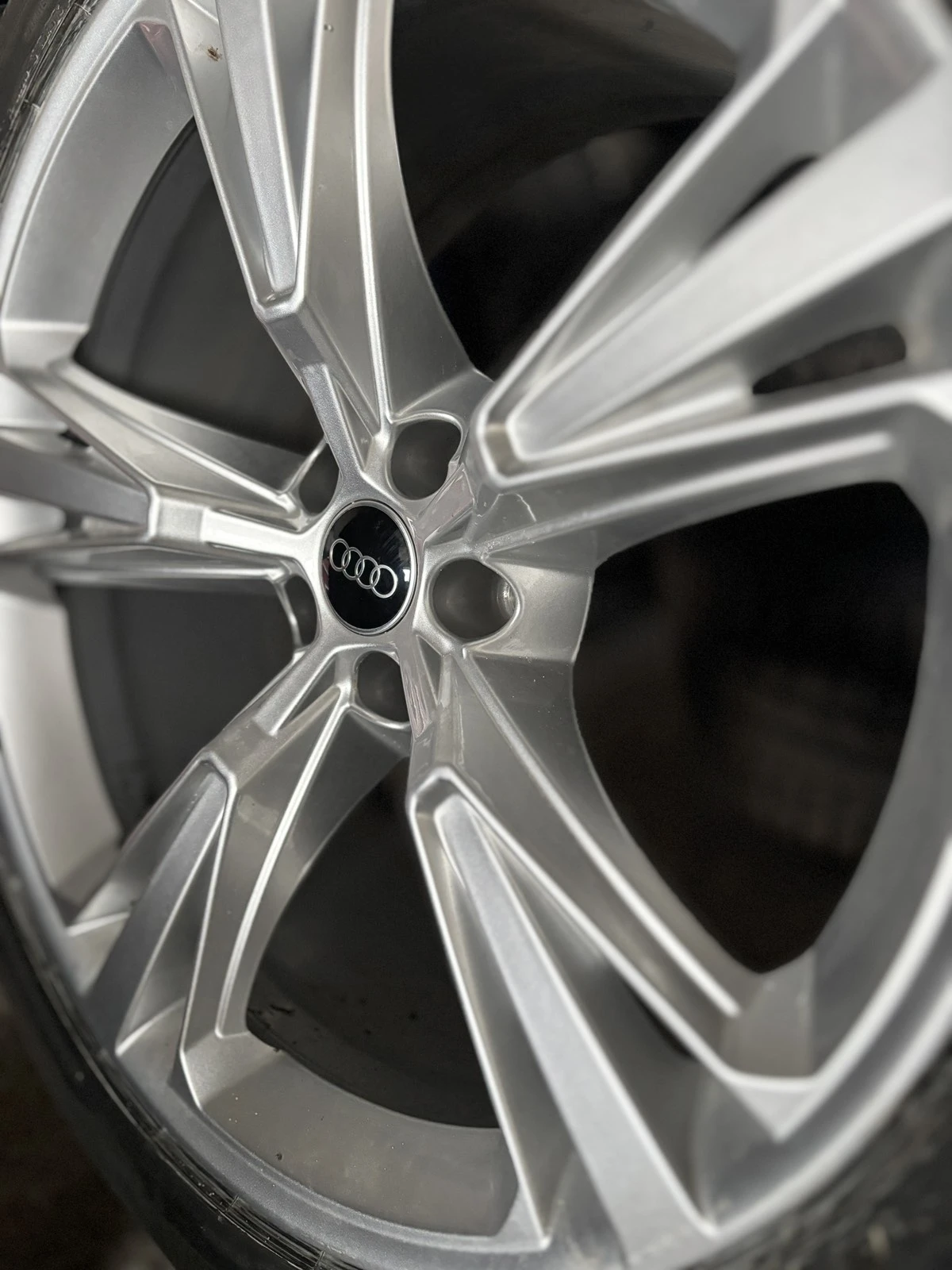 ���� � ������ 285/45R21 �� Audi | Mobile.bg � ����������� 1