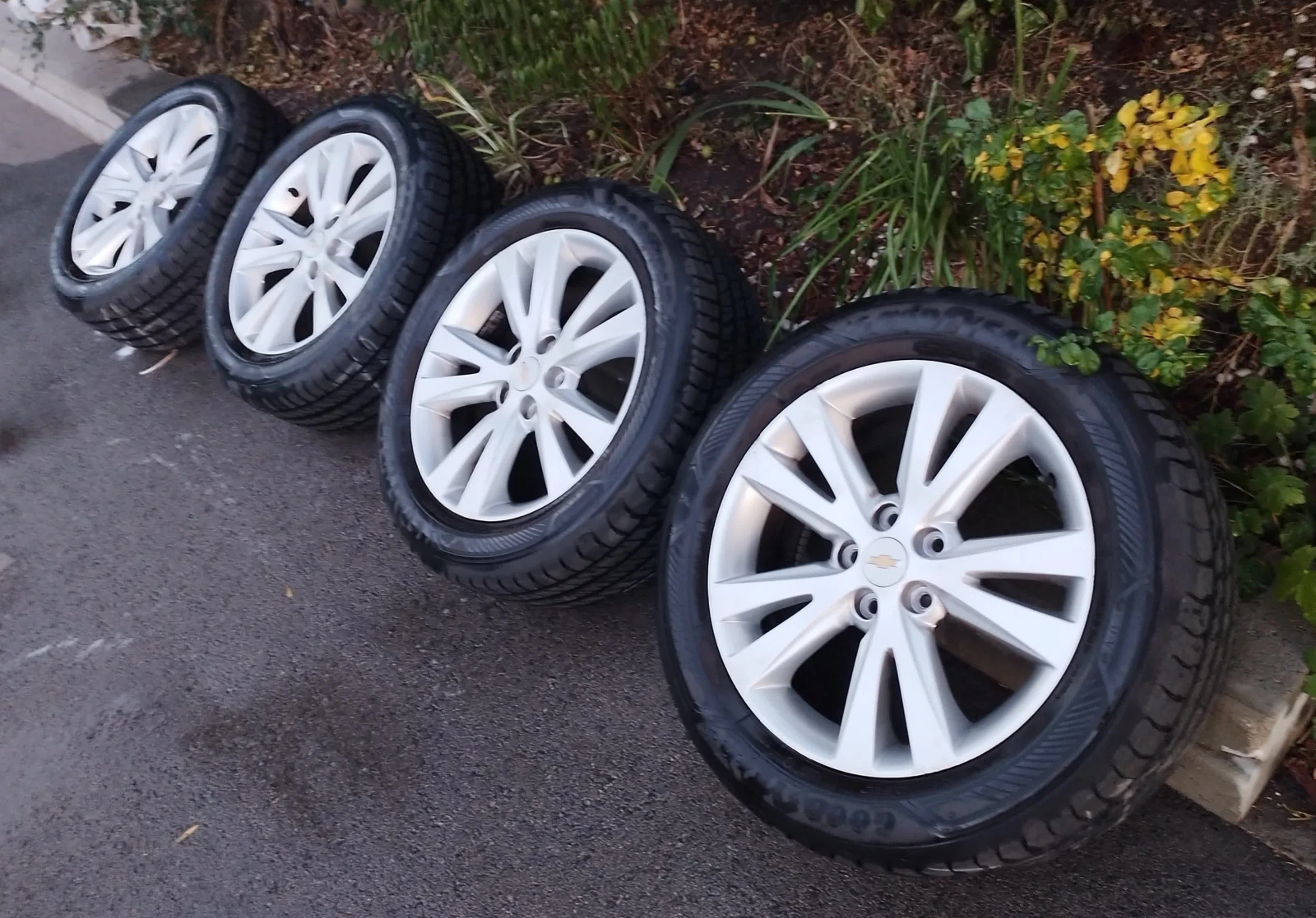 Гуми с джанти Goodyear 235/55R18, снимка 2 - Гуми и джанти - 56024729