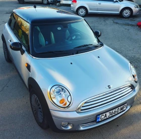 Mini Cooper AUTOMATIC 1.6 Бензин 85000км Летни/зимни гуми, снимка 1