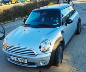 Mini Cooper AUTOMATIC 1.6 Бензин 85000км Летни/зимни гуми, снимка 13