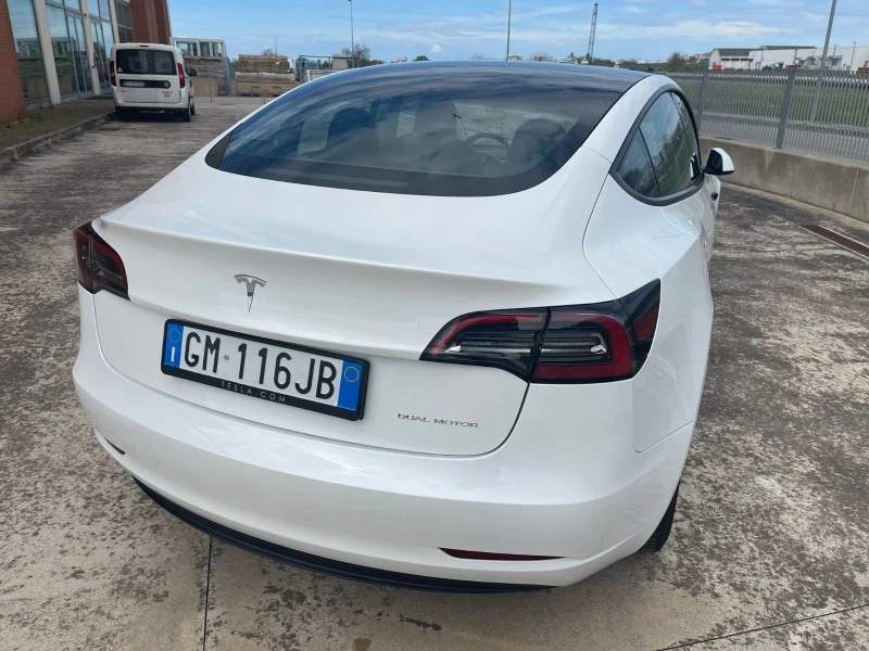 Tesla Model 3 Dual motor, снимка 4 - Автомобили и джипове - 40837623