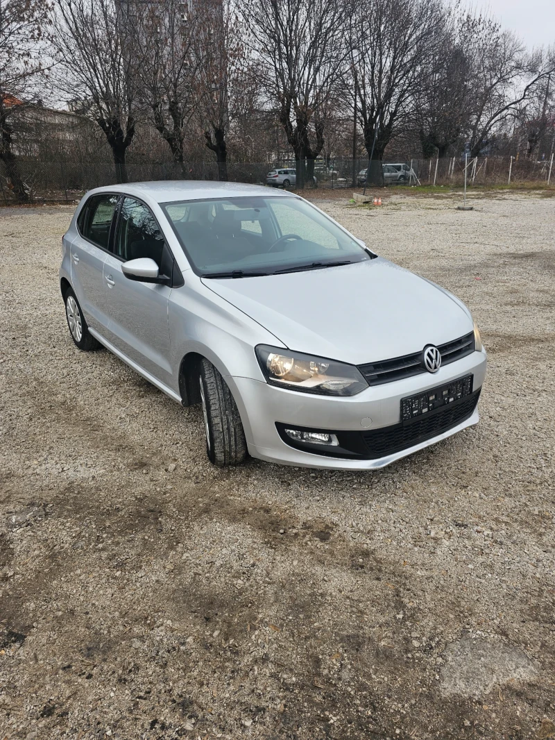 VW Polo 6R, снимка 2 - Автомобили и джипове - 48333263