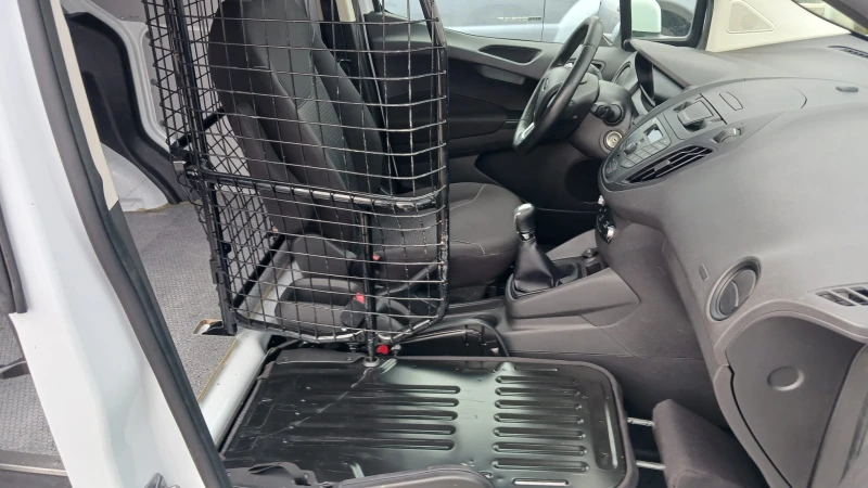 Ford Courier 1.5 tdci, снимка 13 - Автомобили и джипове - 51847216