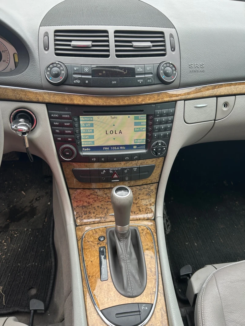 Mercedes-Benz E 280 3.0 CDI  V6 EVO / Автоматик / Регистриран , снимка 7 - Автомобили и джипове - 53402467