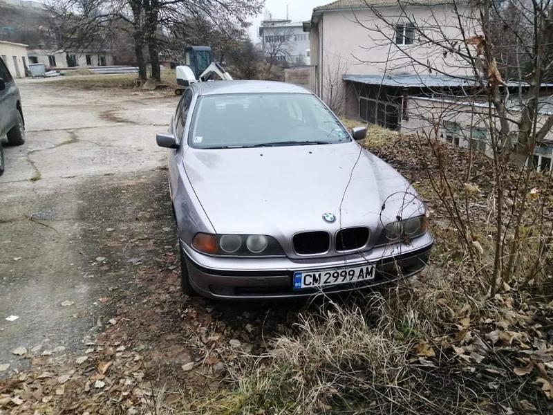 BMW 520, снимка 2 - Автомобили и джипове - 45222456