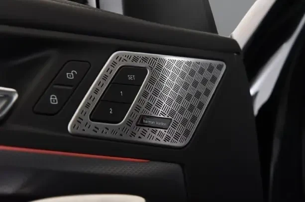 BMW iX1 xDrive30 = M-Sport = Гаранция, снимка 5 - Автомобили и джипове - 53915496