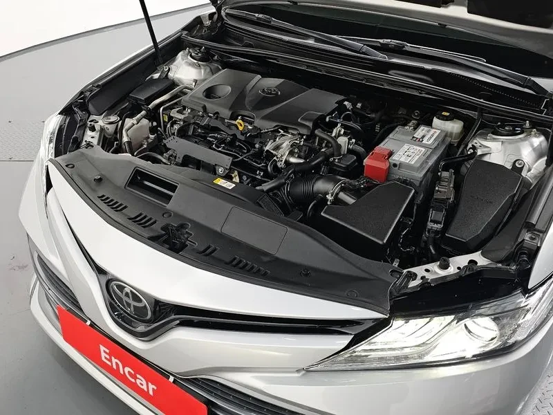 Toyota Camry 2.5, снимка 6 - Автомобили и джипове - 56131470