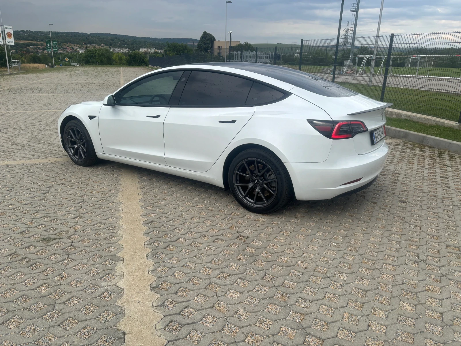 Tesla Model 3 Dual motor - изображение 9