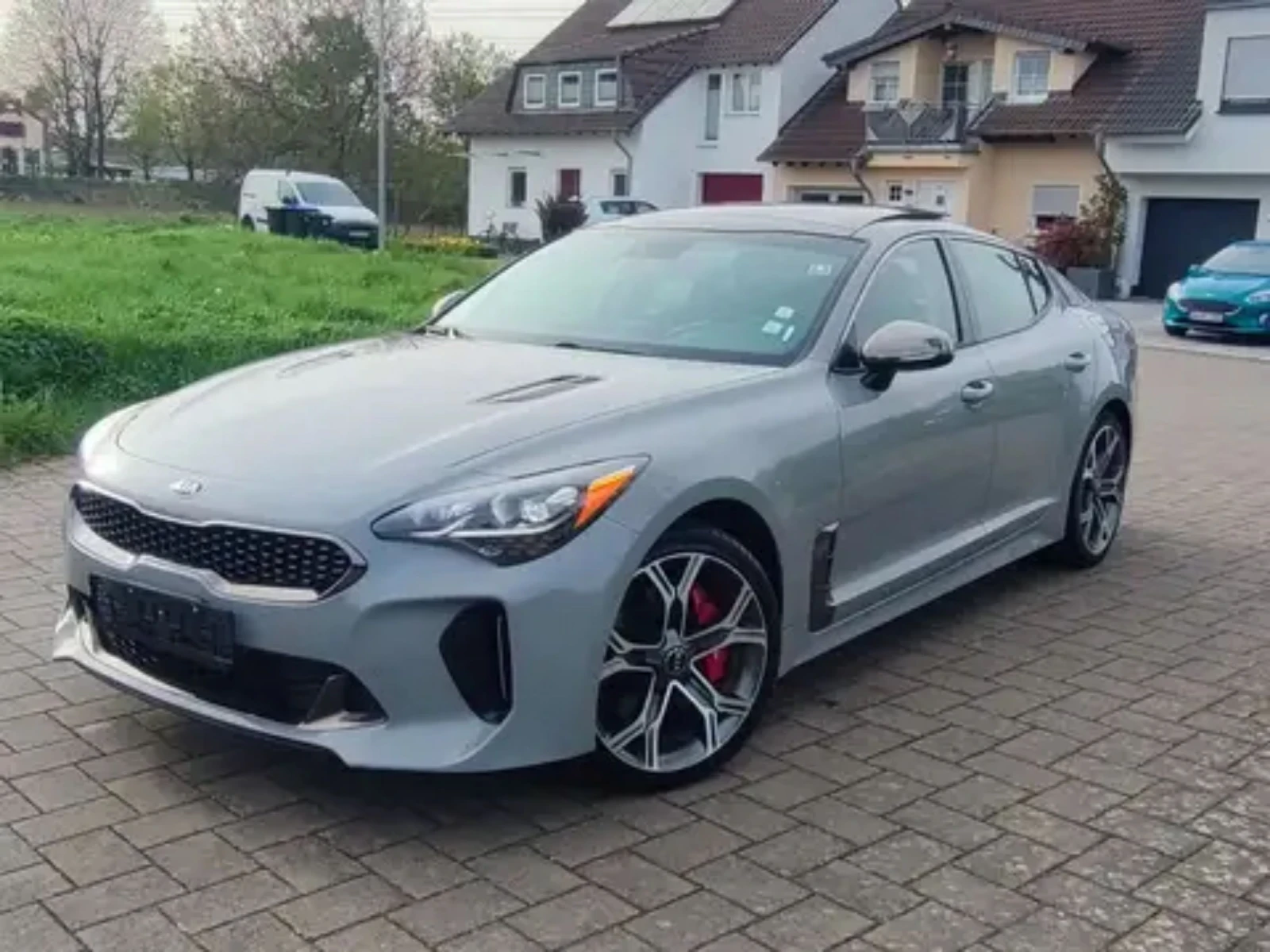 Kia Stinger  - изображение 2