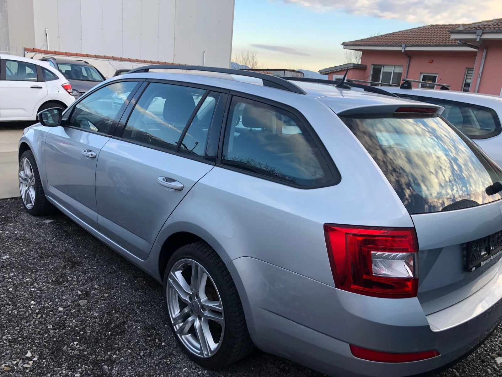 Skoda Octavia 1.6 4Х4 - изображение 4