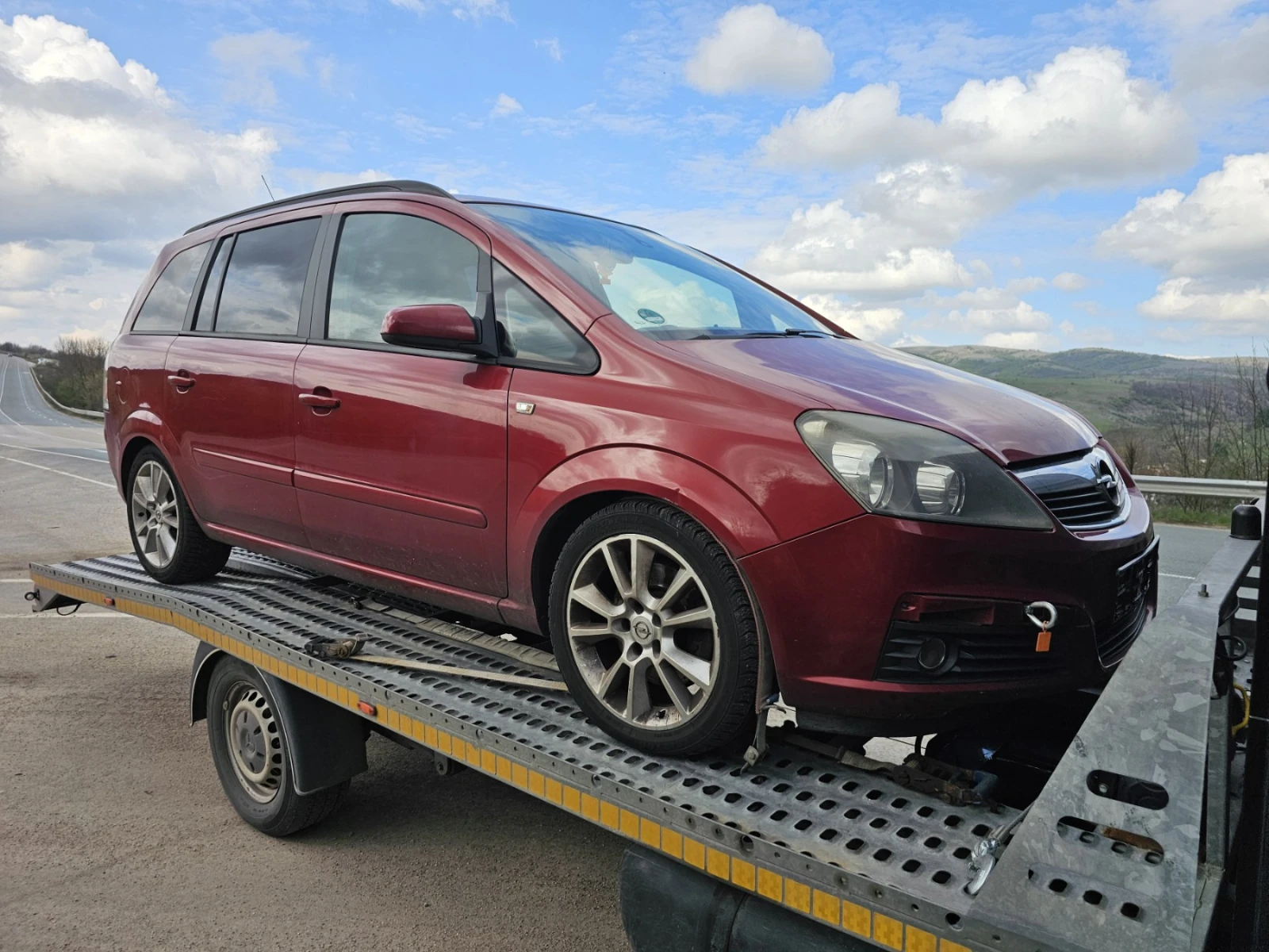 Opel Zafira 2.0T 200к - изображение 5