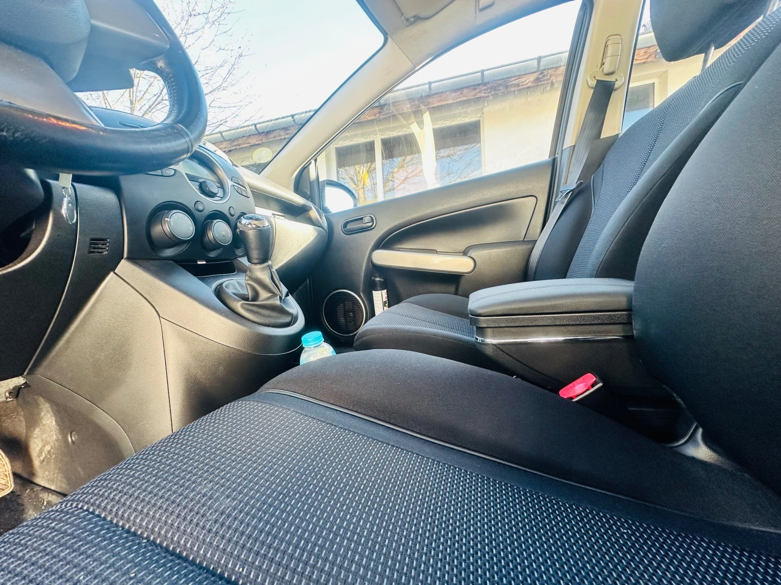 Mazda 2  - изображение 2