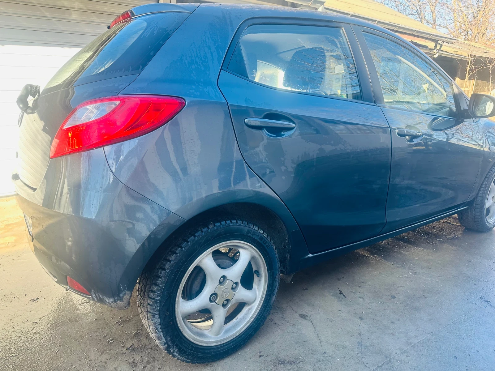Mazda 2  - изображение 9