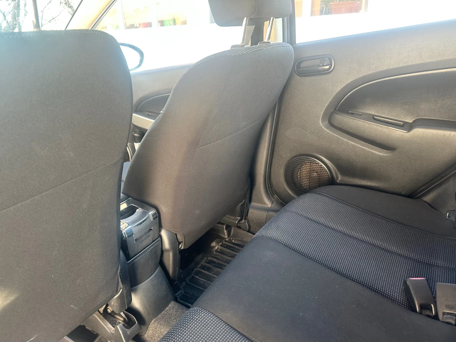 Mazda 2  - изображение 4